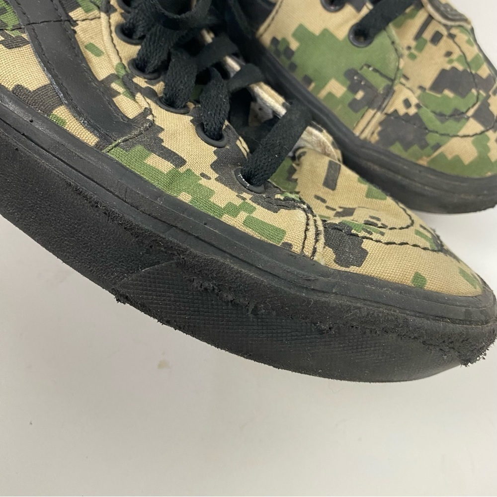 Vans Sk8-Hi  camo high top old skool classic sneakers - Picture 3 of 6